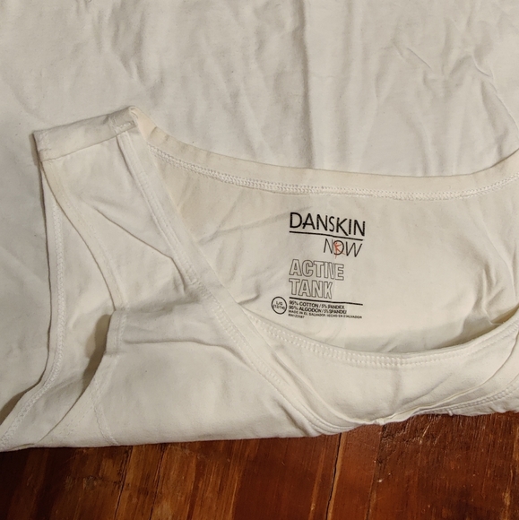 Danskin Workout tee - Picture 4 of 4